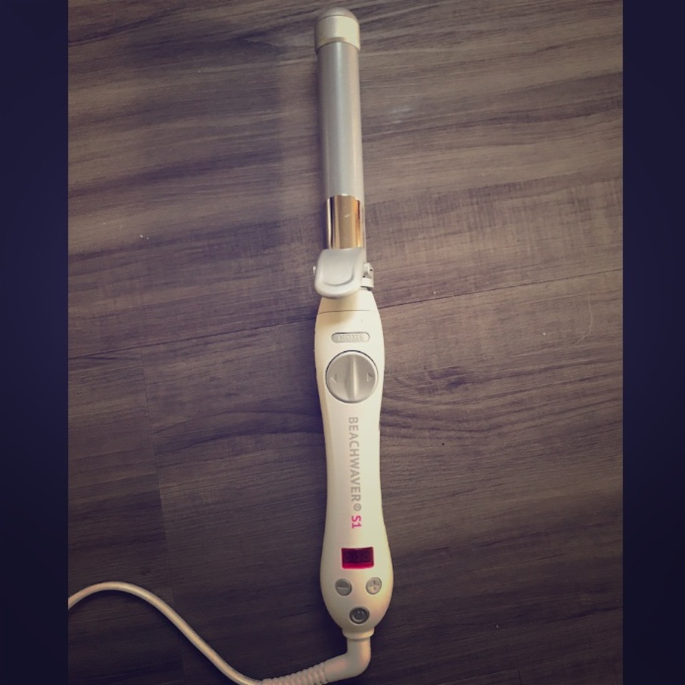 Beachwaver Curling Iron